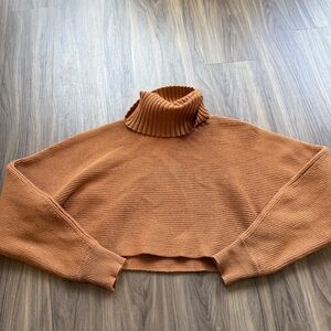 House of Harlow Sweater
